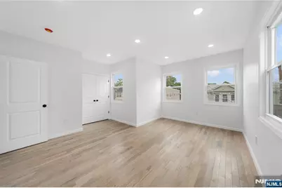 303 Ellis Avenue, Irvington, NJ 07111 - Photo 6