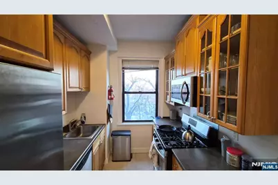 363-377 Mount Prospect 1B #1B, Newark, NJ 07104 - Photo 10
