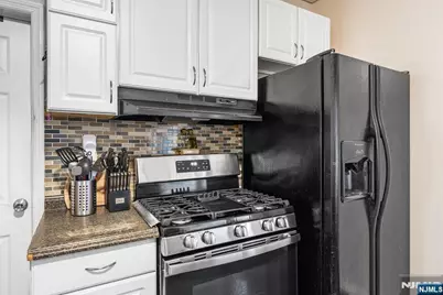119 W 21st Street, Bayonne, NJ 07002 - Photo 8