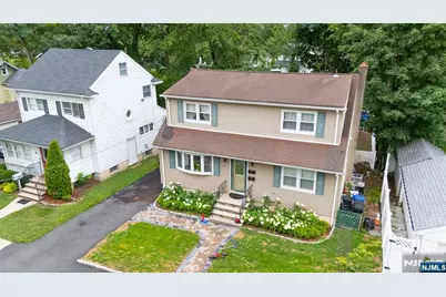 26 Genevieve Avenue 2 #2, Hawthorne, NJ 07506 - Photo 4