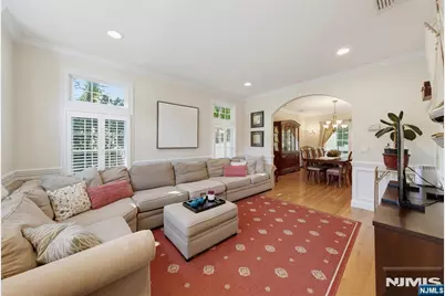 52 Robinhood Avenue, Closter, NJ 07624 - Photo 8