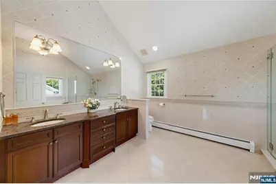 52 Robinhood Avenue, Closter, NJ 07624 - Photo 20