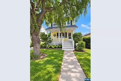 25 Edward Street, Bergenfield, NJ 07621 - Photo 2