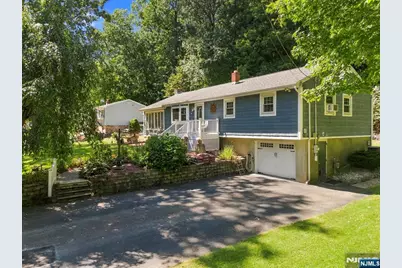 18 Fox Hollow Court, Vernon, NJ 07462 - Photo 2