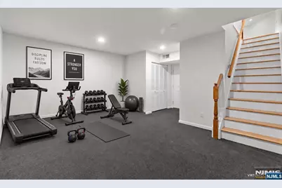 124 Panorama Drive, Edgewater, NJ 07020 - Photo 22