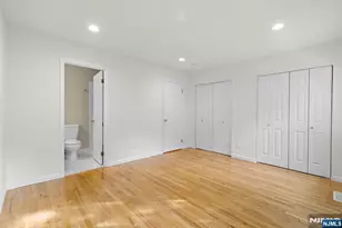 124 Panorama Dr, Edgewater, NJ 07020 - Photo 14
