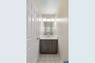 124 Panorama Drive, Edgewater, NJ 07020 - Photo 12