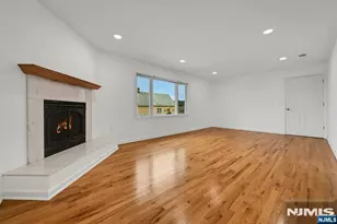 40 Chestnut St, Lodi, NJ 07644 - Photo 4