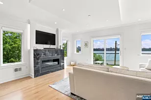 1439 River Road 1, Edgewater, NJ 07020 - Photo 4