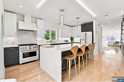 1439 River Road 1 #1, Edgewater, NJ 07020 - Photo 10