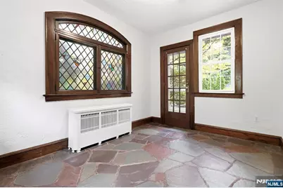 735 Summit Avenue, River Edge, NJ 07661 - Photo 10