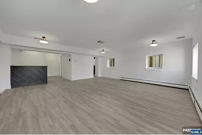 2413 Hammett Avenue, Fort Lee, NJ 07024 - Photo 22