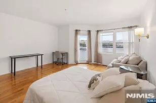 106 The Promenade, Edgewater, NJ 07020 - Photo 22