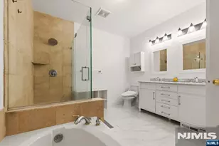 106 The Promenade, Edgewater, NJ 07020 - Photo 26