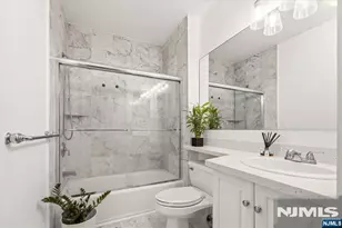 106 The Promenade, Edgewater, NJ 07020 - Photo 34