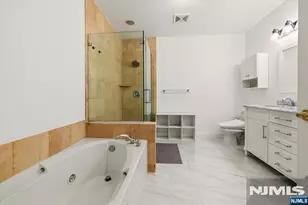 106 The Promenade, Edgewater, NJ 07020 - Photo 24