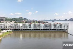 106 The Promenade, Edgewater, NJ 07020 - Photo 6