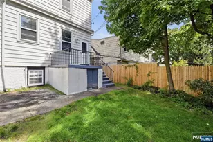 126 Wildwood Ave, Montclair, NJ 07043 - Photo 10