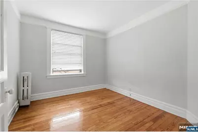 126 Wildwood Avenue, Montclair, NJ 07043 - Photo 12