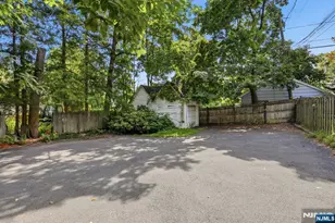 126 Wildwood Ave, Montclair, NJ 07043 - Photo 22