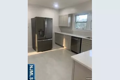 53 Genevieve Avenue 2 #2, Hawthorne, NJ 07506 - Photo 4