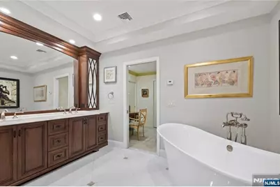 963 Huron Road, Franklin Lakes, NJ 07417 - Photo 24