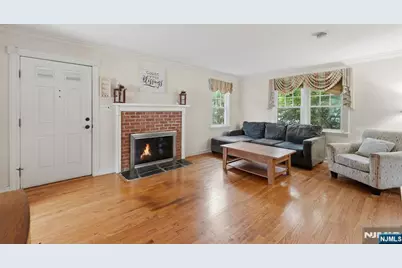 125 Midwood Road, Glen Rock, NJ 07452 - Photo 10