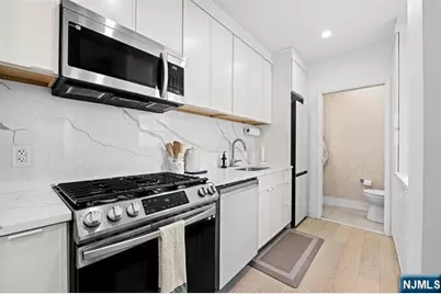 208 3rd Street, Hoboken, NJ 07030 - Photo 8
