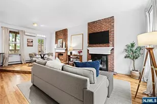 208 3rd St, Hoboken, NJ 07030 - Photo 32