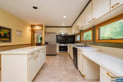 4 High Mountain, Lincoln Park, NJ 07035 - Photo 4