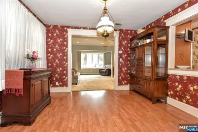 638 Asbury Street, New Milford, NJ 07646 - Photo 10