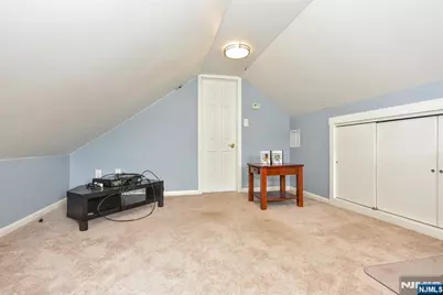 638 Asbury Street, New Milford, NJ 07646 - Photo 20
