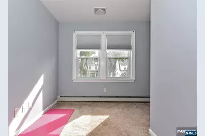 638 Asbury Street, New Milford, NJ 07646 - Photo 18