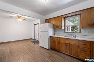 310 Main St, South Hackensack Township, NJ 07606 - Photo 26