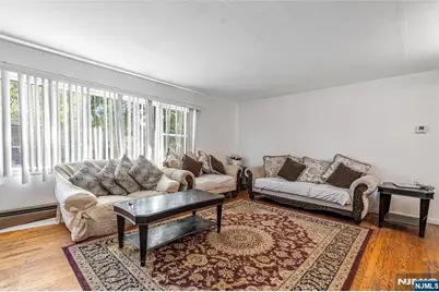 310 Main Street, South Hackensack Township, NJ 07606 - Photo 18