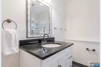 310 Main Street, South Hackensack Township, NJ 07606 - Photo 12