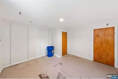 466 Delavan Avenue, Newark, NJ 07107 - Photo 26