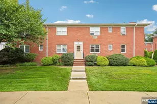 61 Knox Terrace 1A, Wayne, NJ 07470 - Photo 1
