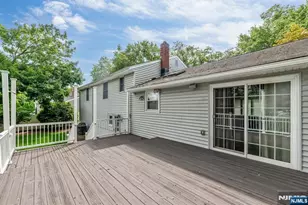 23 Hampshire Rd, Paramus, NJ 07652 - Photo 28