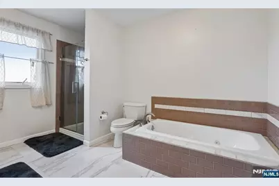 411 Heights Drive 8 #8, Haledon, NJ 07508 - Photo 26
