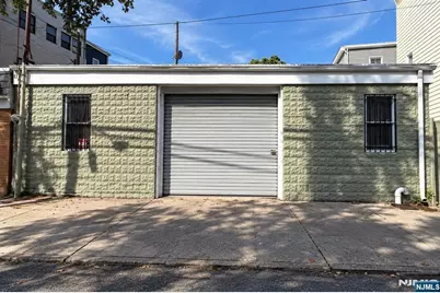 382 Walnut Street, Newark, NJ 07105 - Photo 4