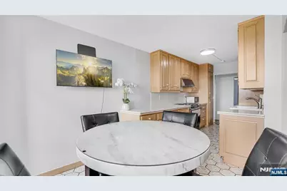 200 Winston Drive 1502 #1502, Cliffside Park, NJ 07010 - Photo 12