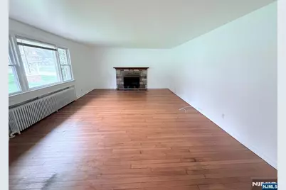 164 Grand Avenue, Park Ridge, NJ 07656 - Photo 2