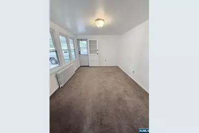 164 Grand Avenue, Park Ridge, NJ 07656 - Photo 10