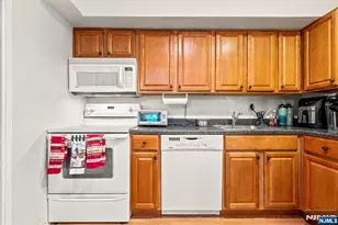 24 Crest Street 2C, Westwood, NJ 07675 - Photo 12