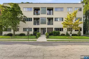 24 Crest Street 2C, Westwood, NJ 07675 - Photo 1