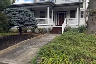 941 Edgewater Ave, Ridgefield, NJ 07657 - Photo 1