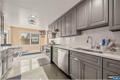109 Maple Hill Road, Clifton, NJ 07013 - Photo 10