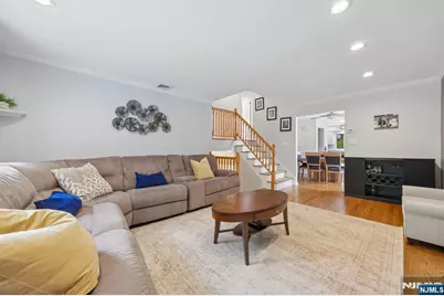 175 Marginal Road, Elmwood Park, NJ 07407 - Photo 6