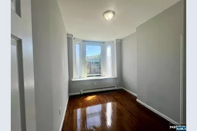 110 Peabody Place 2 #2, Newark, NJ 07104 - Photo 6